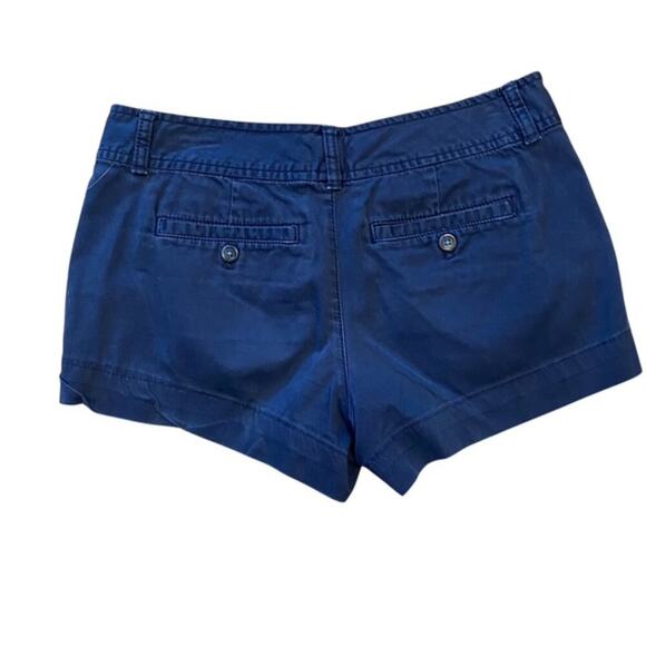 2/$20 Lilly Pulitzer Navy Blue Chino Shorts - Size 4 - Picture 2 of 4